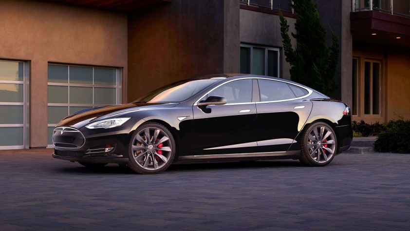 Революционният автомобил Tesla Model S